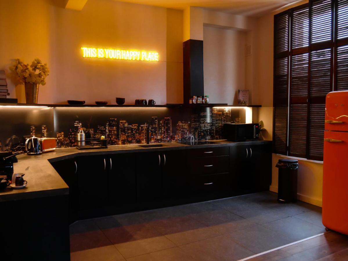 Sleep Inn - Black And Gold Loft Antwerp Cityview Antuérpia Exterior foto