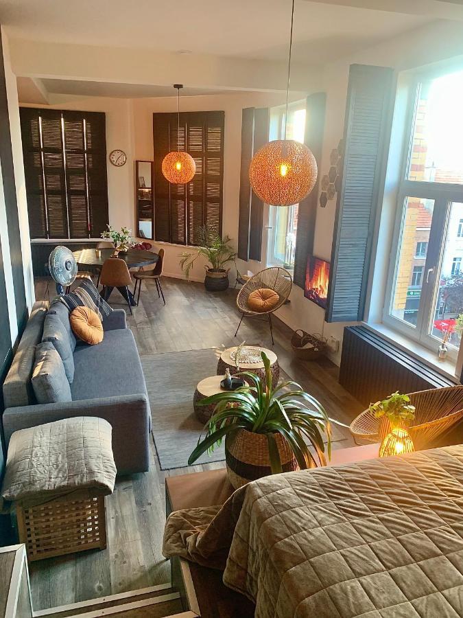 Sleep Inn - Black And Gold Loft Antwerp Cityview Antuérpia Exterior foto